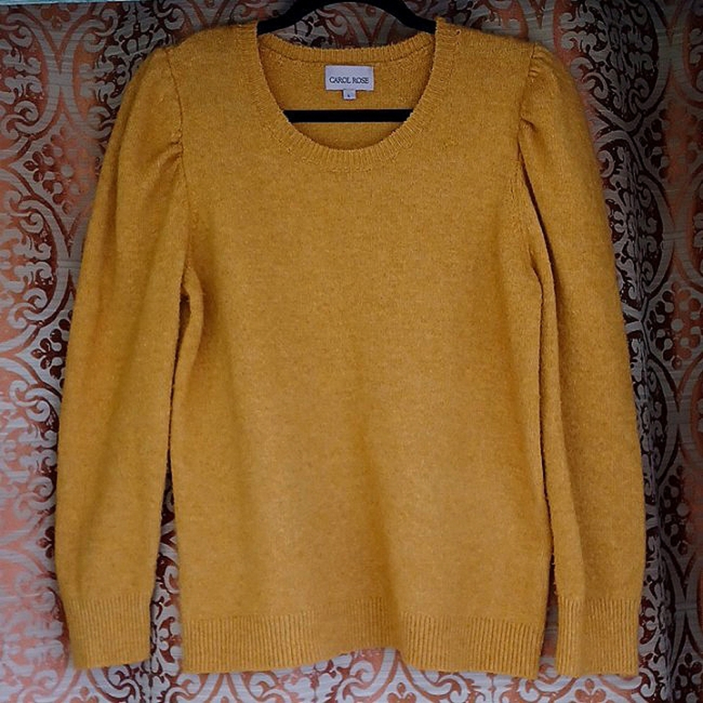 Yellow sweater